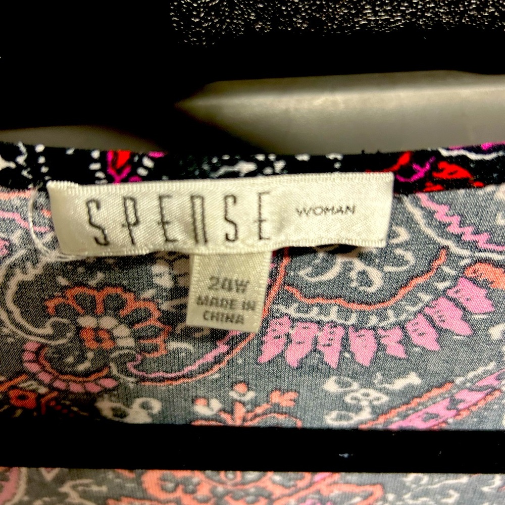 Beautiful Spence size 24 woman’s shift dress